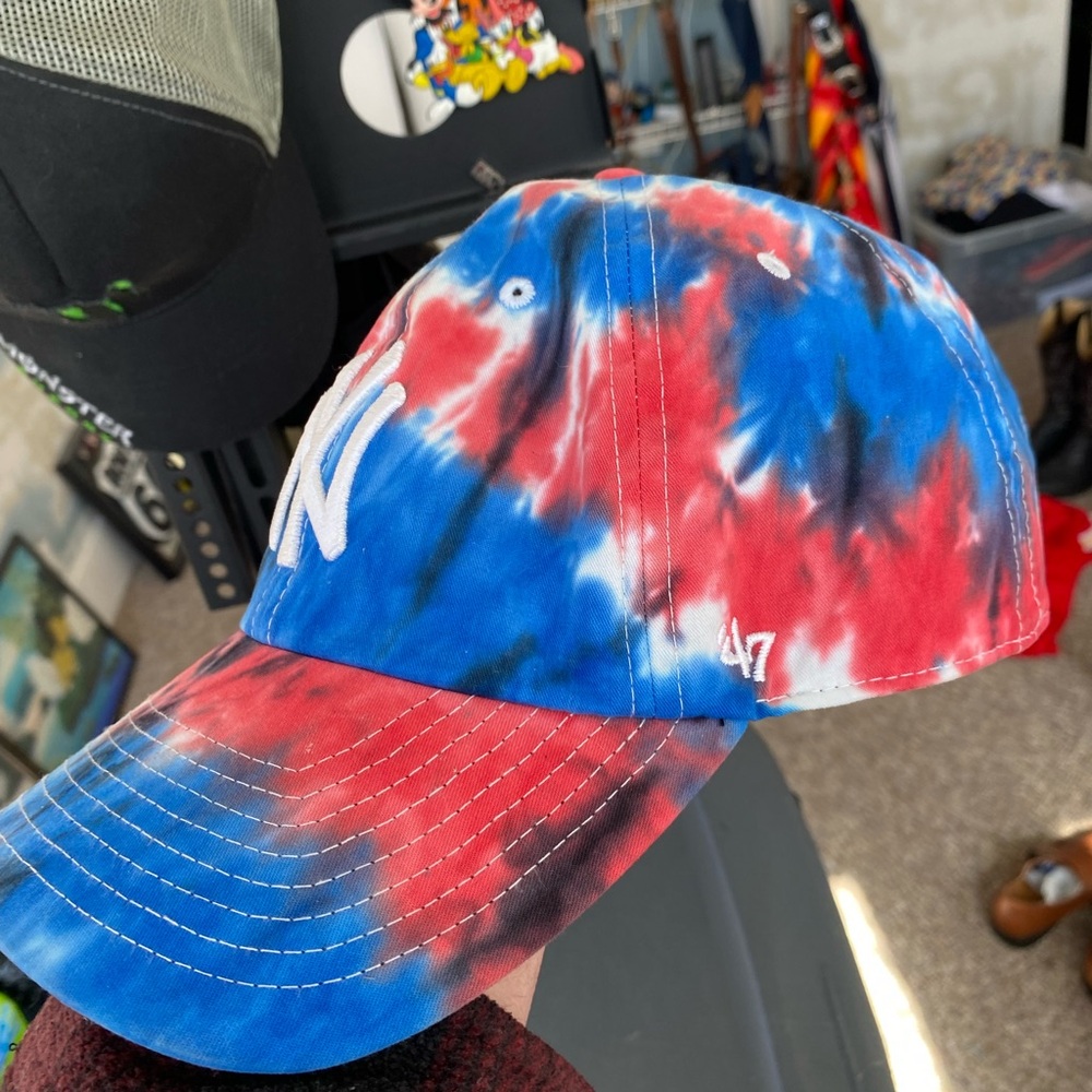 '47 Brand NEW YORK YANKEES MLB Strapback Baseball Hat Cap Clean Up Blue TIE DYE - Picture 2 of 7